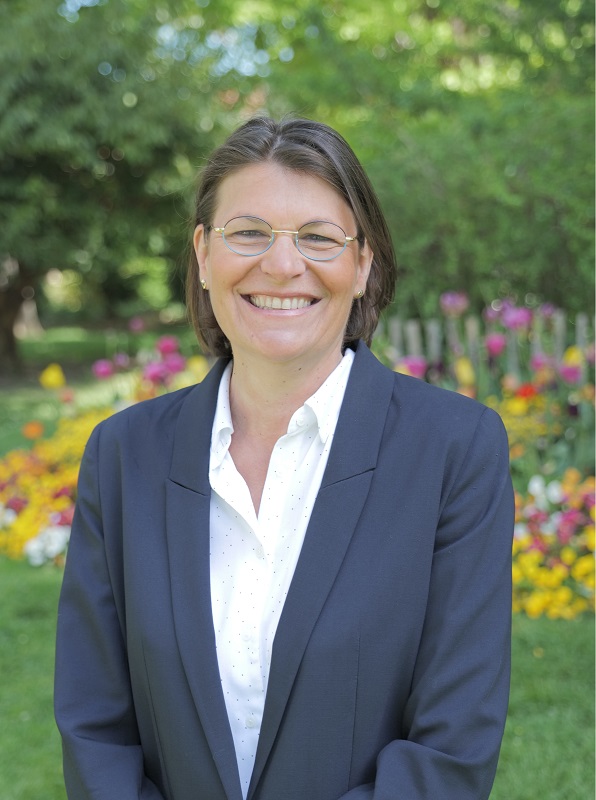 Aude LUQUET  Députée de la 1ere circonscription de Seine-et-Marne  Membre de la commission du développement durable et de l'aménagement du territoire  Conseillère communautaire Melun Val de Seine  Conseillère municipale de Melun